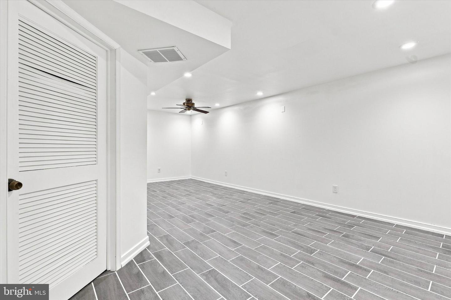 307 Winding Way Property Photo 28