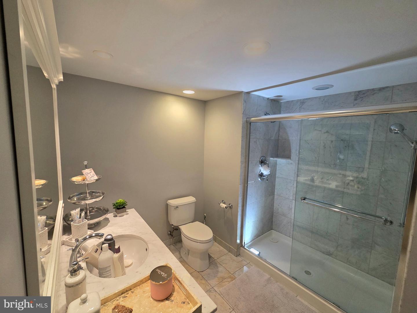 553 Ellington Ct Property Photo 45