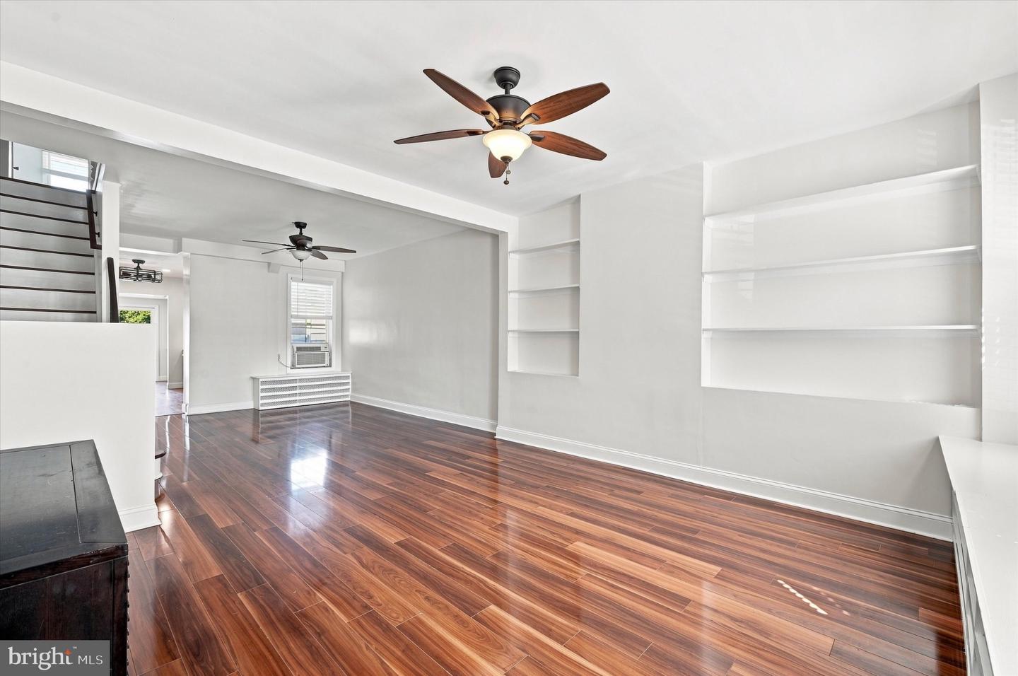 447 Bush St Property Photo 5