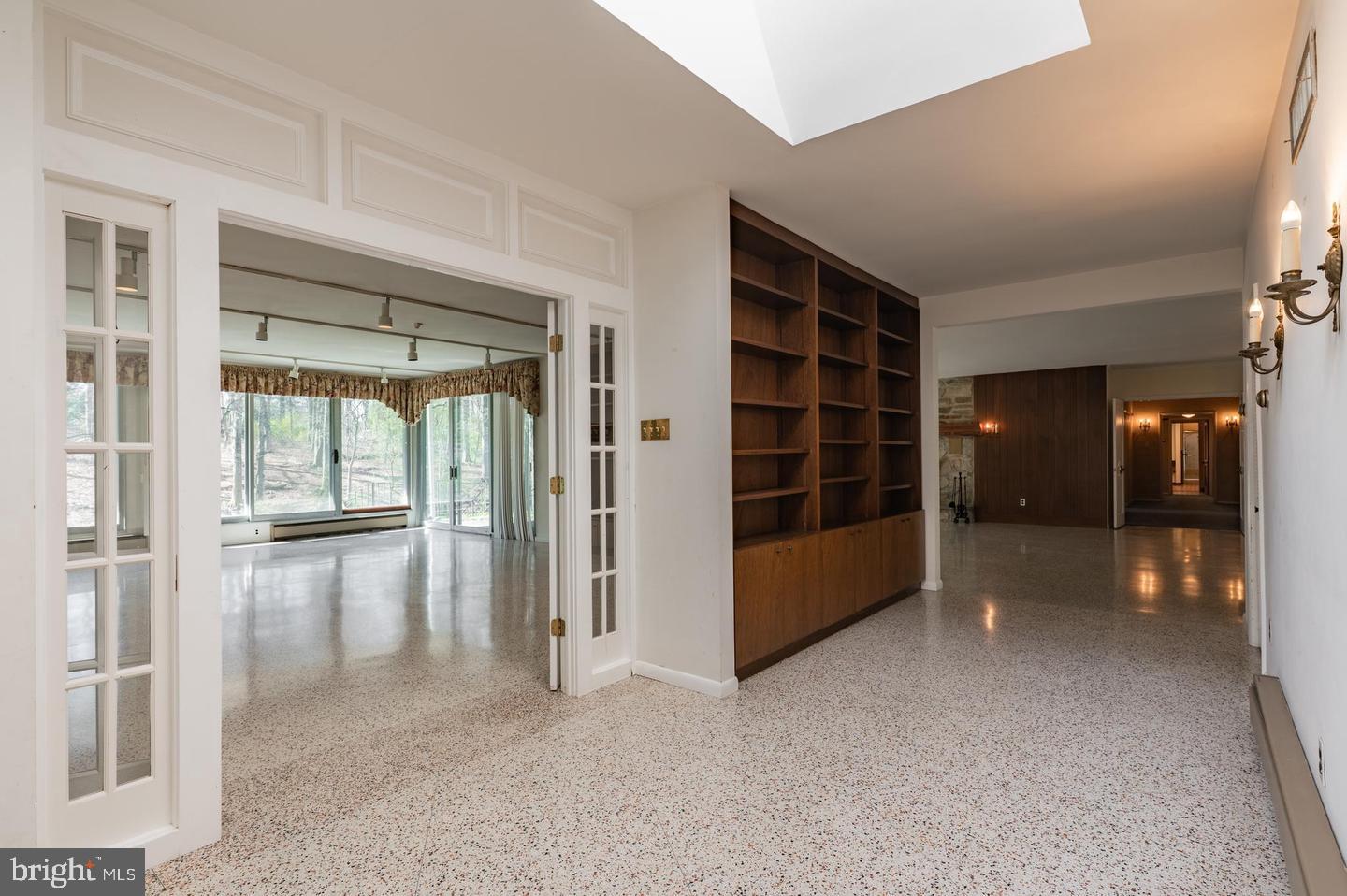 1211 E Butler Pike Property Photo 15