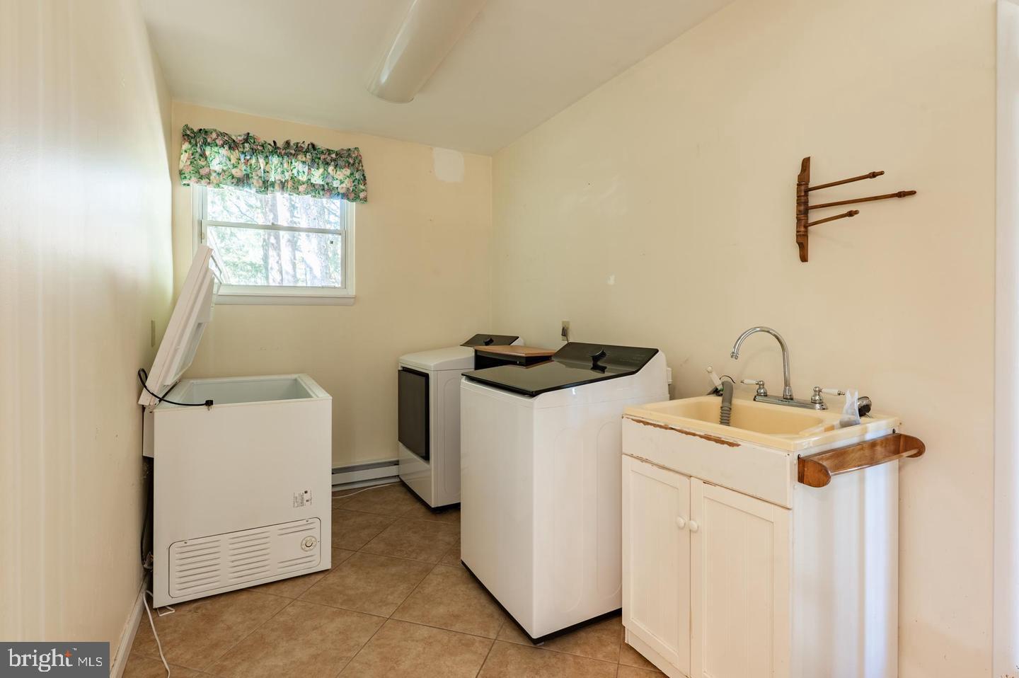1211 E Butler Pike Property Photo 34