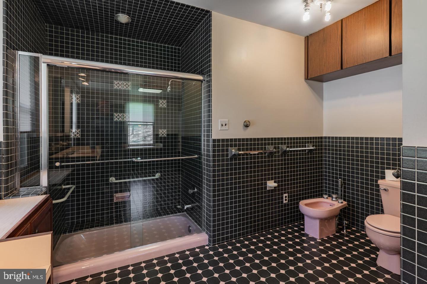 1211 E Butler Pike Property Photo 46