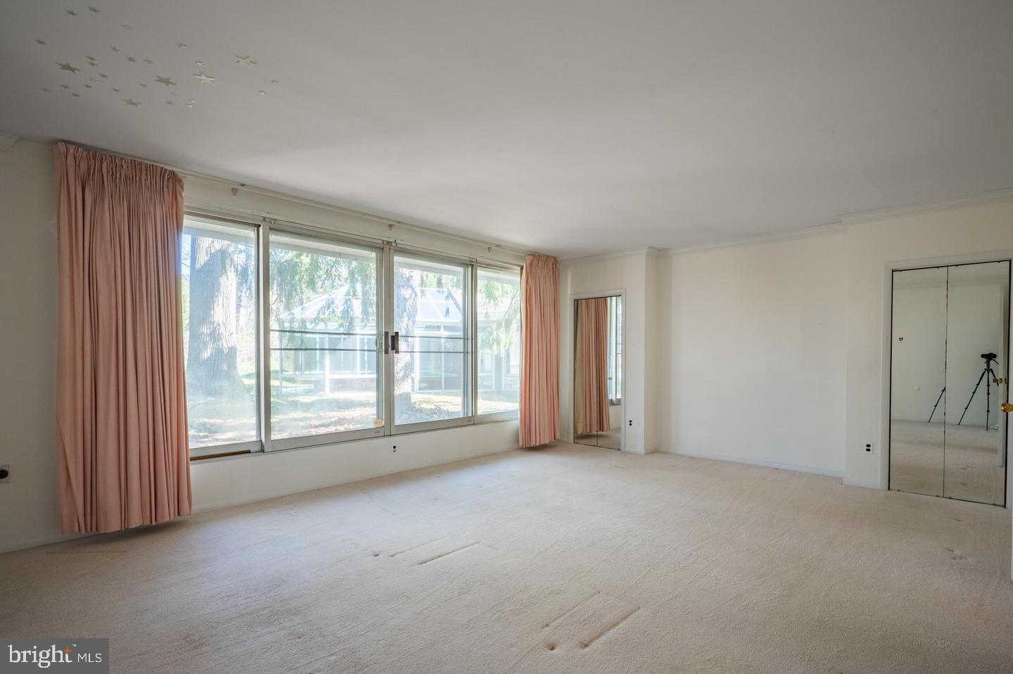 1211 E Butler Pike Property Photo 56
