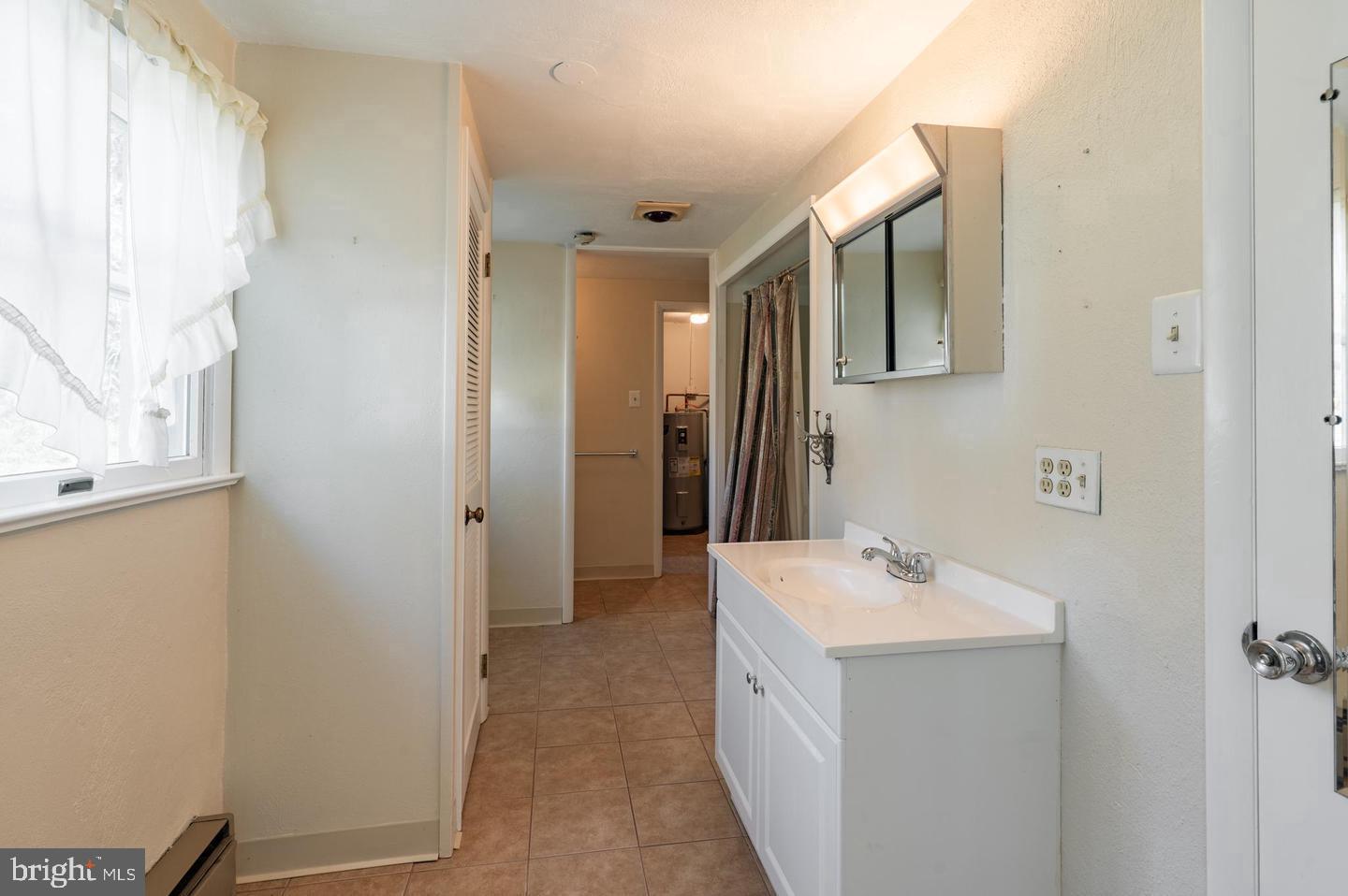 1211 E Butler Pike Property Photo 67