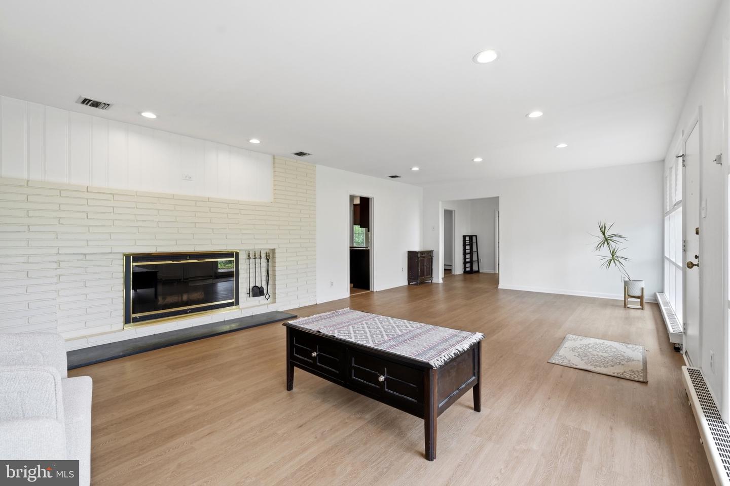 707 Forrest Ave Property Photo 1