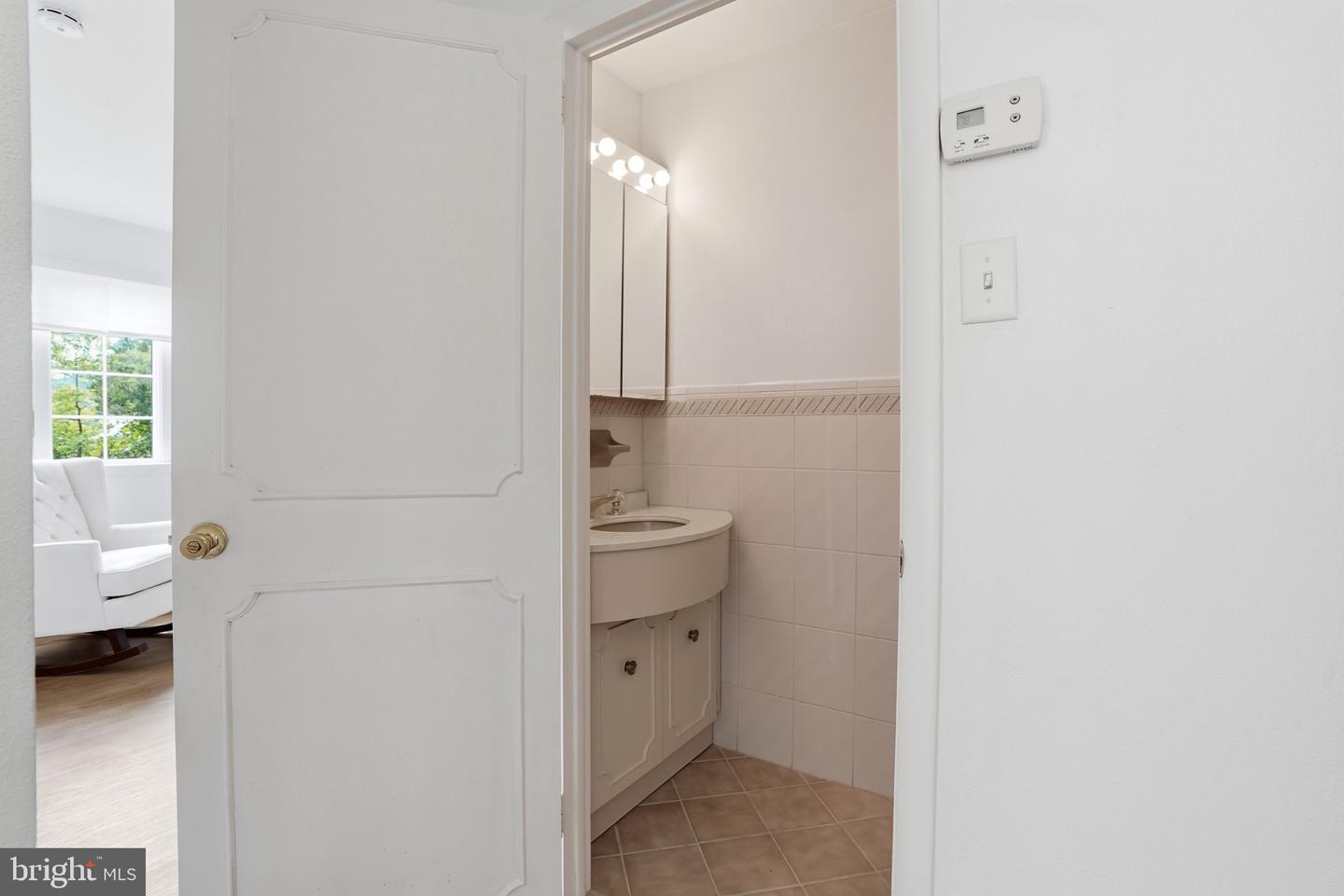 707 Forrest Ave Property Photo 6