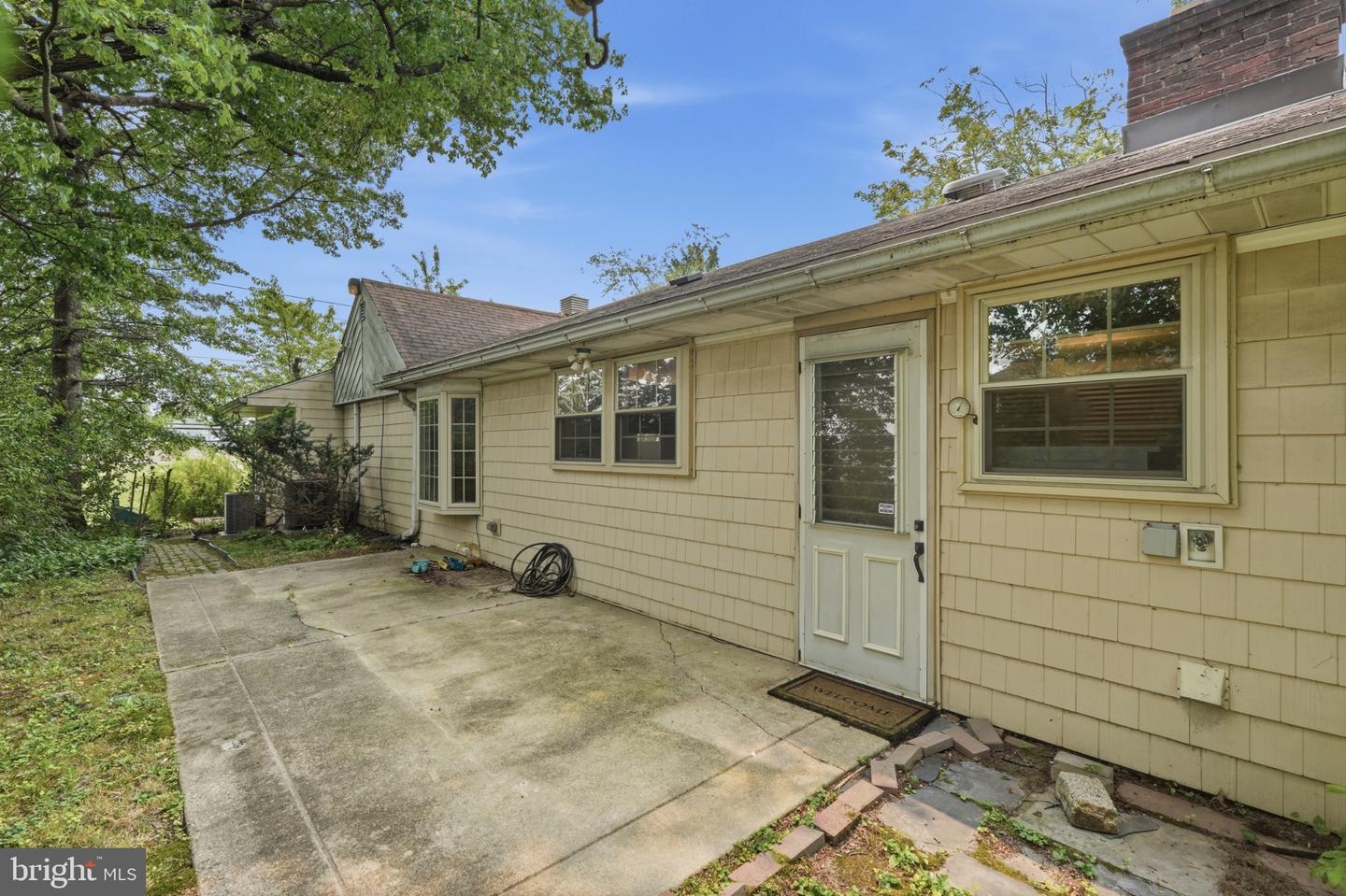 707 Forrest Ave Property Photo 43