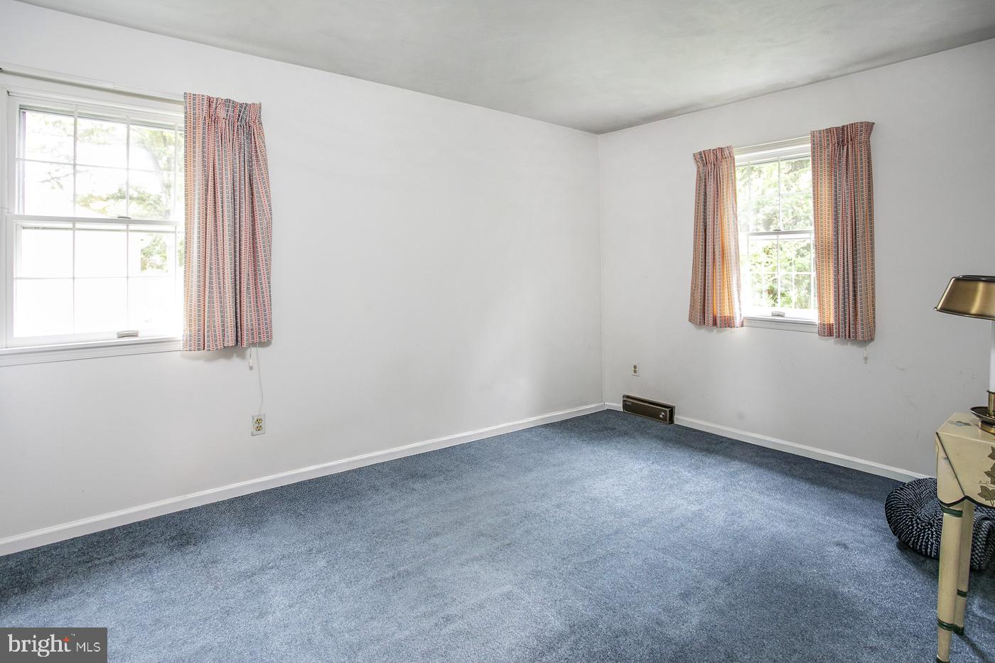 345 Colonial Ave Property Photo 61