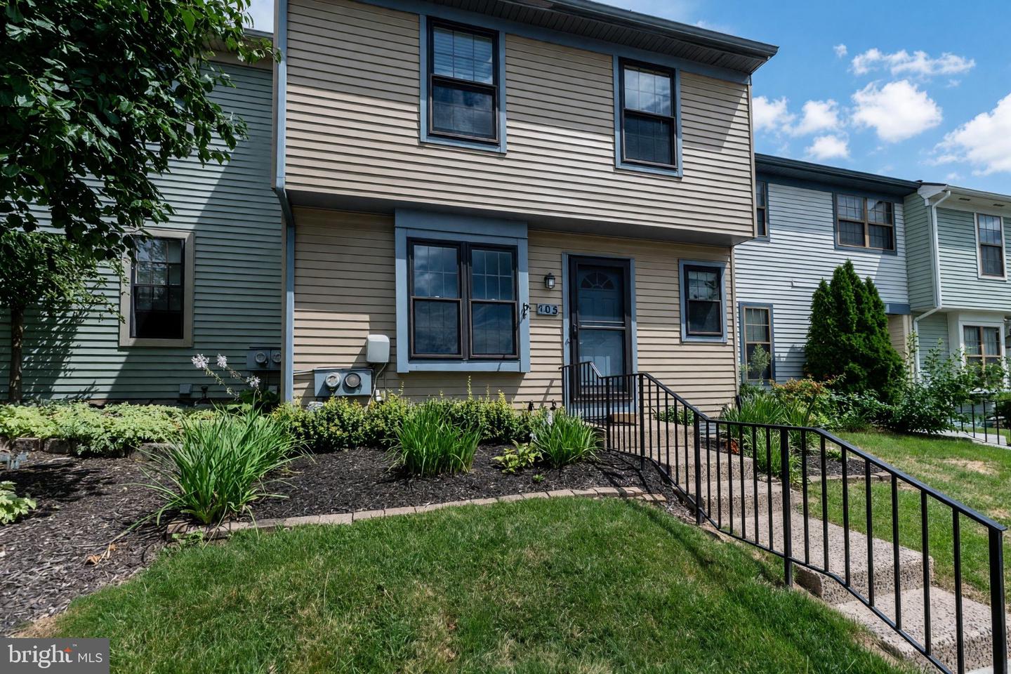 405 Mckean Ct # Property Photo 3