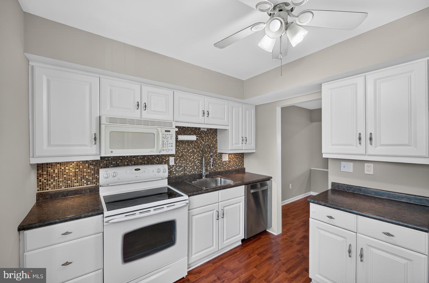 405 Mckean Ct # Property Photo 5