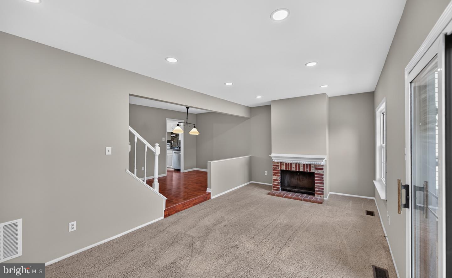 405 Mckean Ct # Property Photo 13