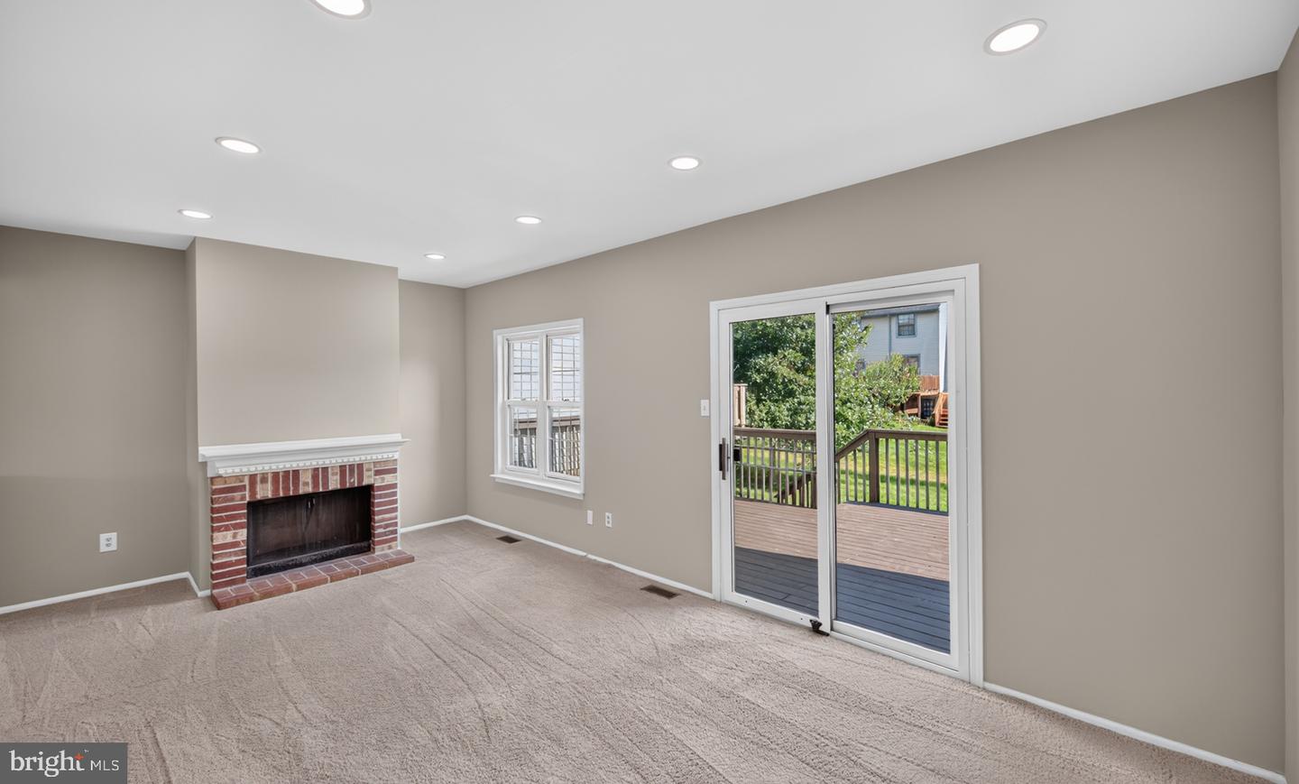 405 Mckean Ct # Property Photo 14