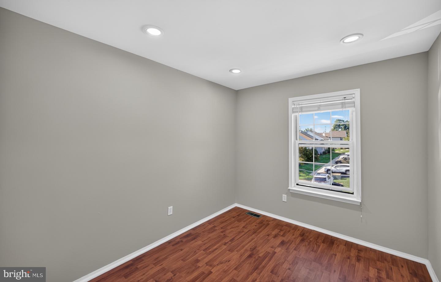 405 Mckean Ct # Property Photo 22