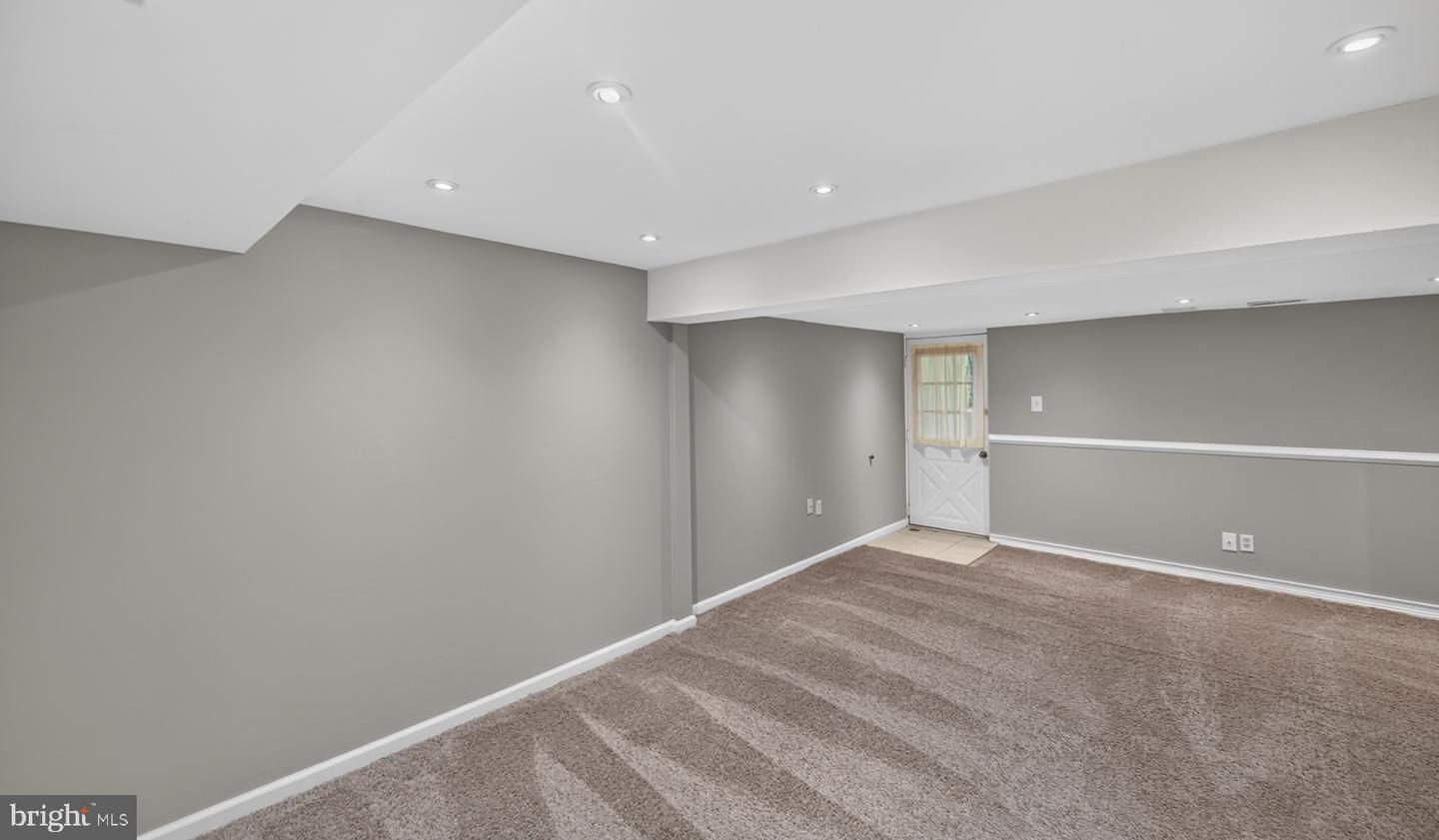 405 Mckean Ct # Property Photo 25