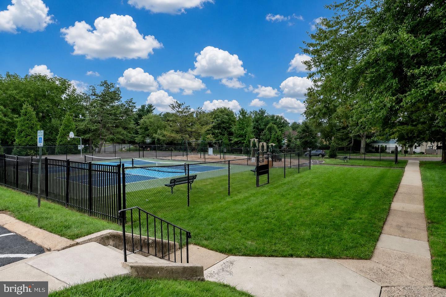 405 Mckean Ct # Property Photo 31
