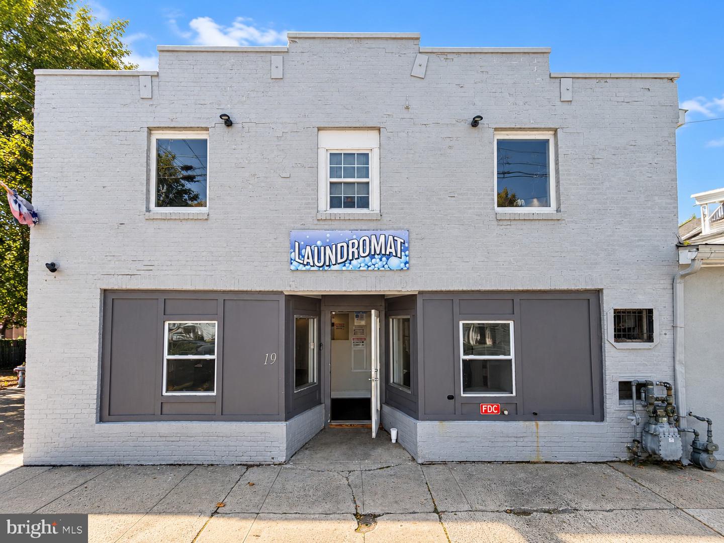 19 Washington Property Photo 1