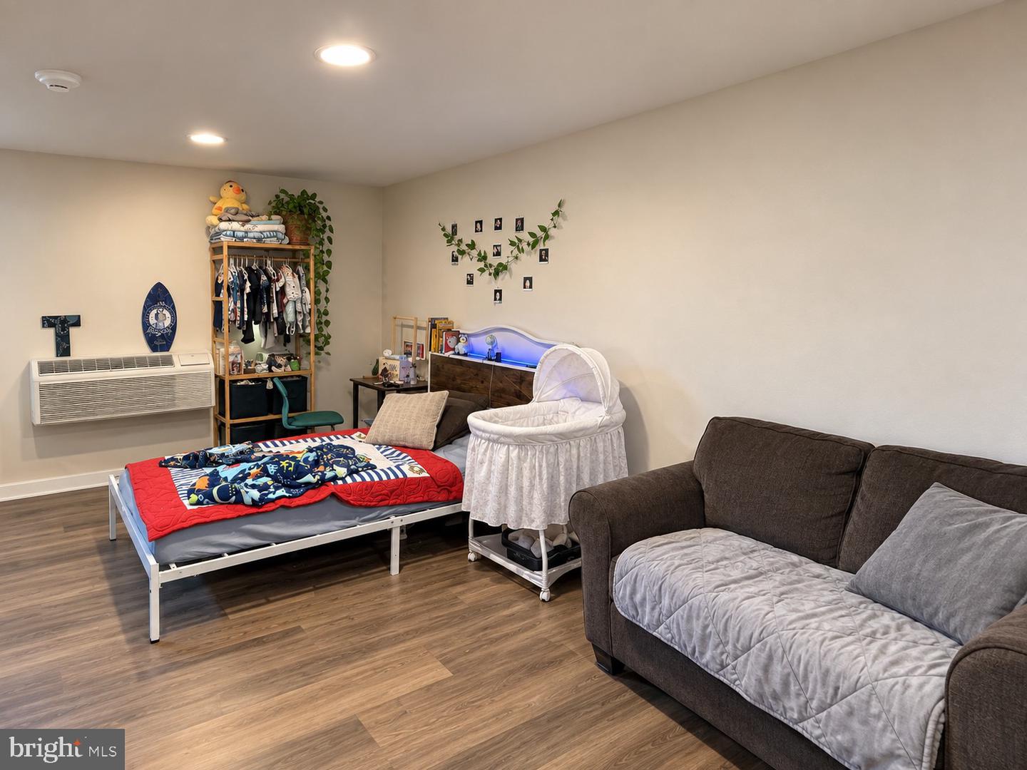 19 Washington Property Photo 12