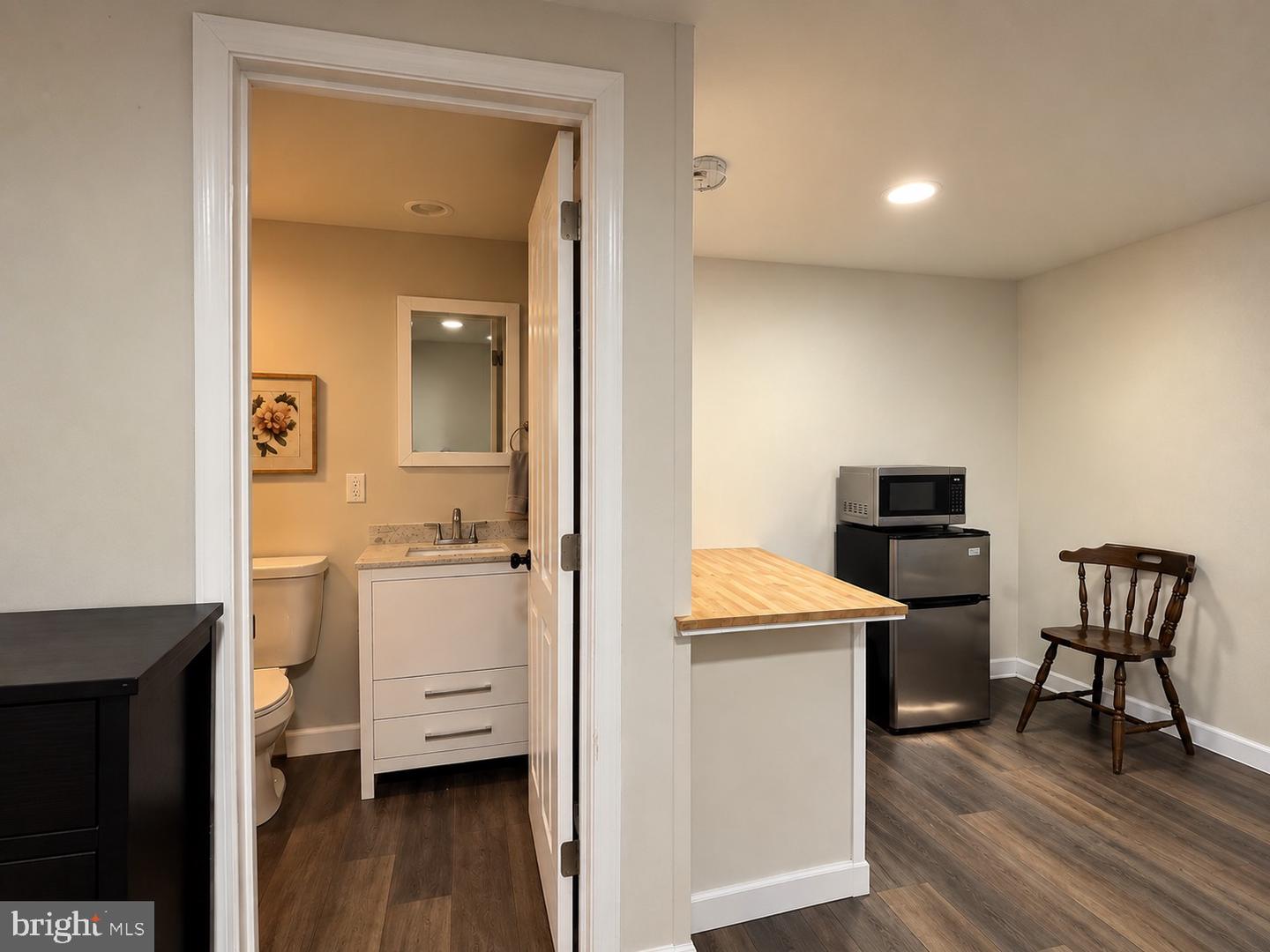 19 Washington Property Photo 14