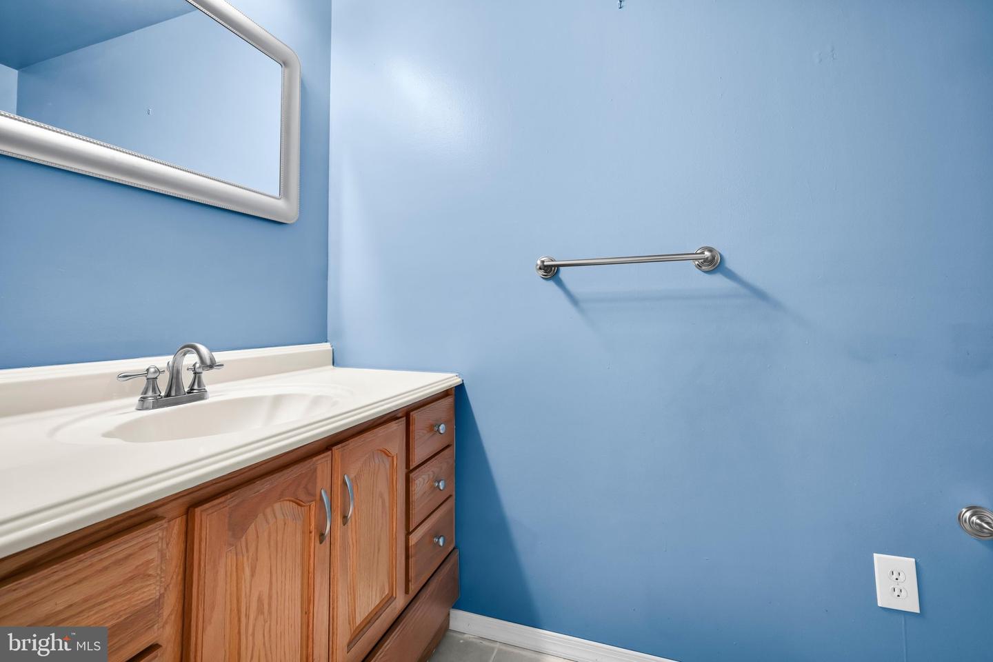 1008 Stonybrook Dr #1008 Property Photo 8