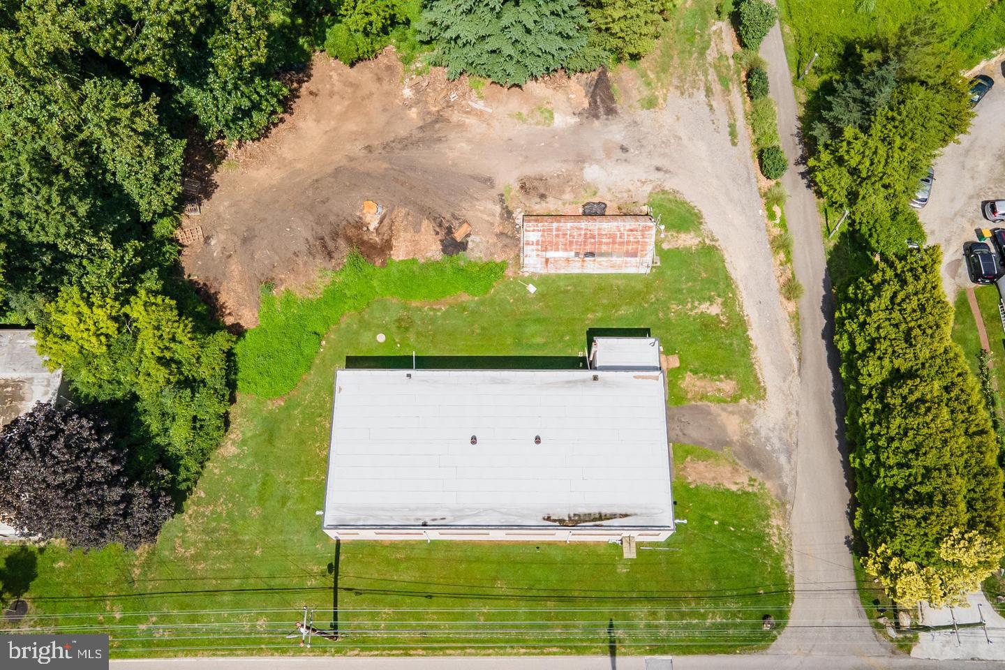 5 River Rd Property Photo 2
