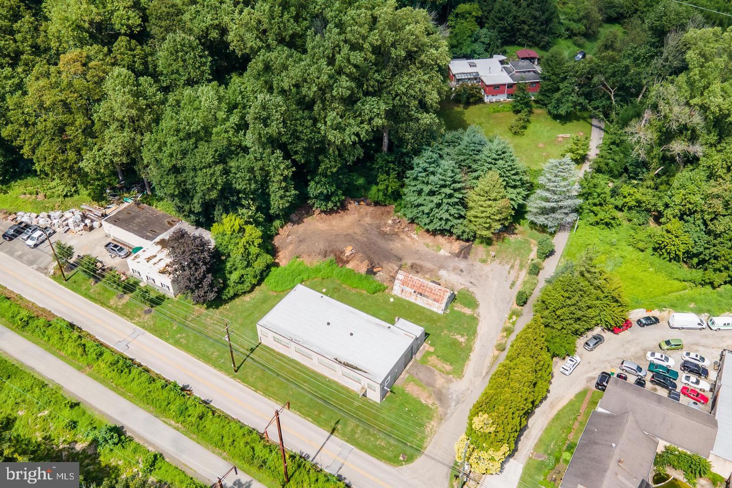 5 River Rd Property Photo 3