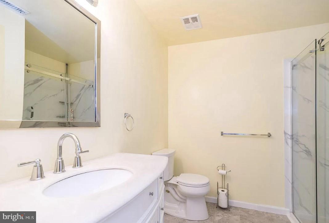 608 Thornton Ct #608 Property Photo 7