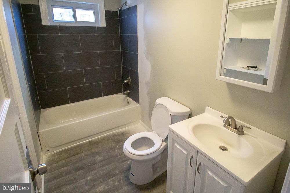 159 Main St Property Photo 13