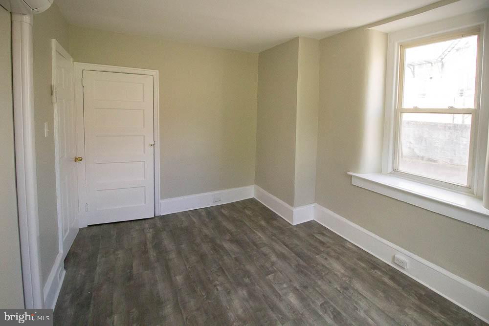 159 Main St Property Photo 15