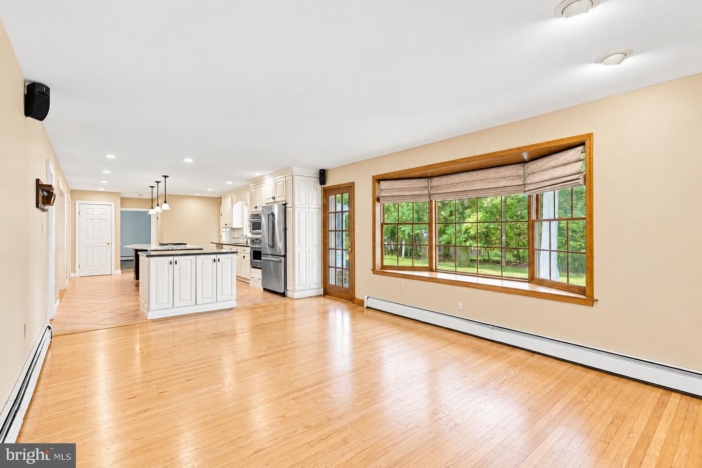 990 Stevens Ln Property Photo 30
