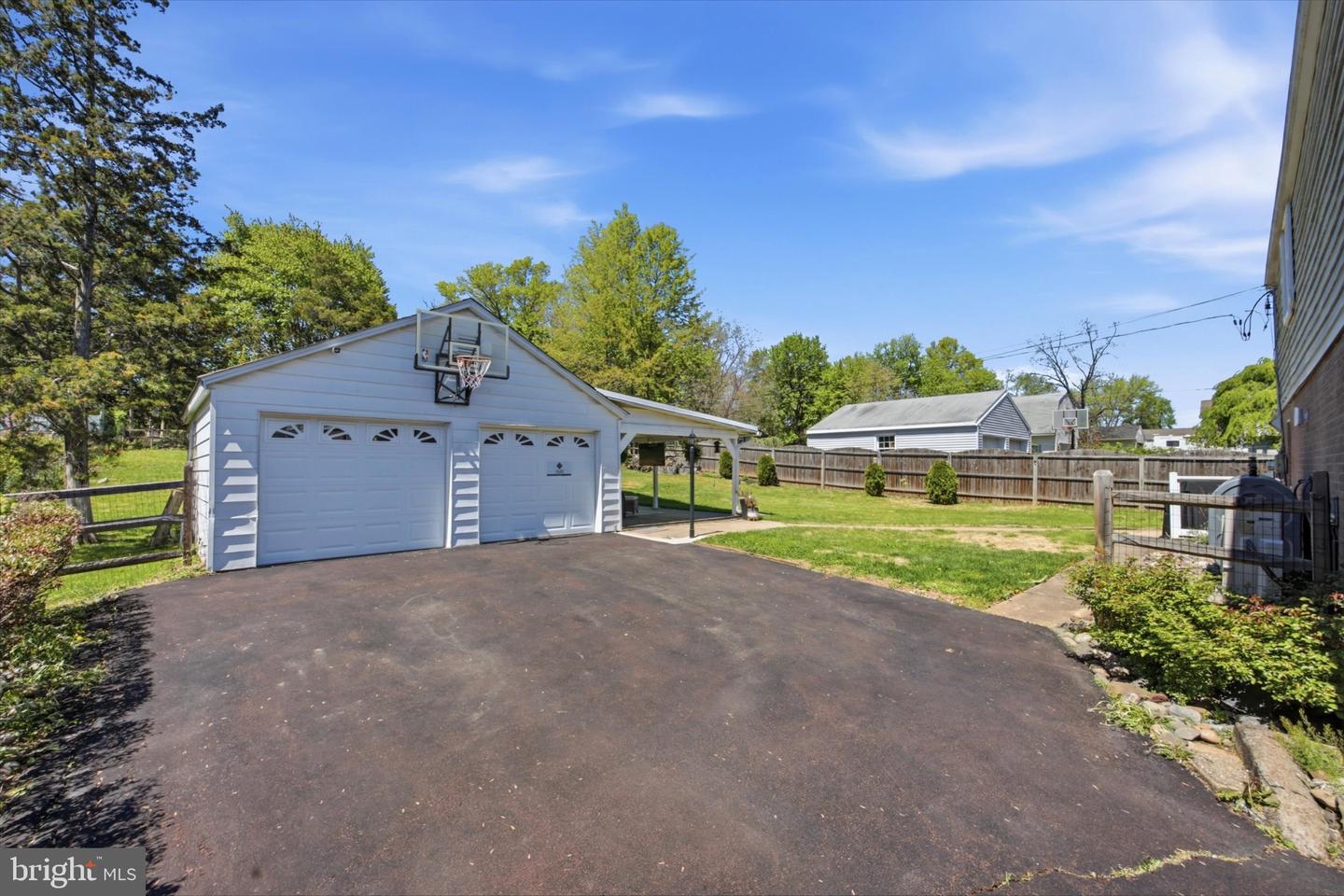 314 Greenwood Rd Property Photo 24