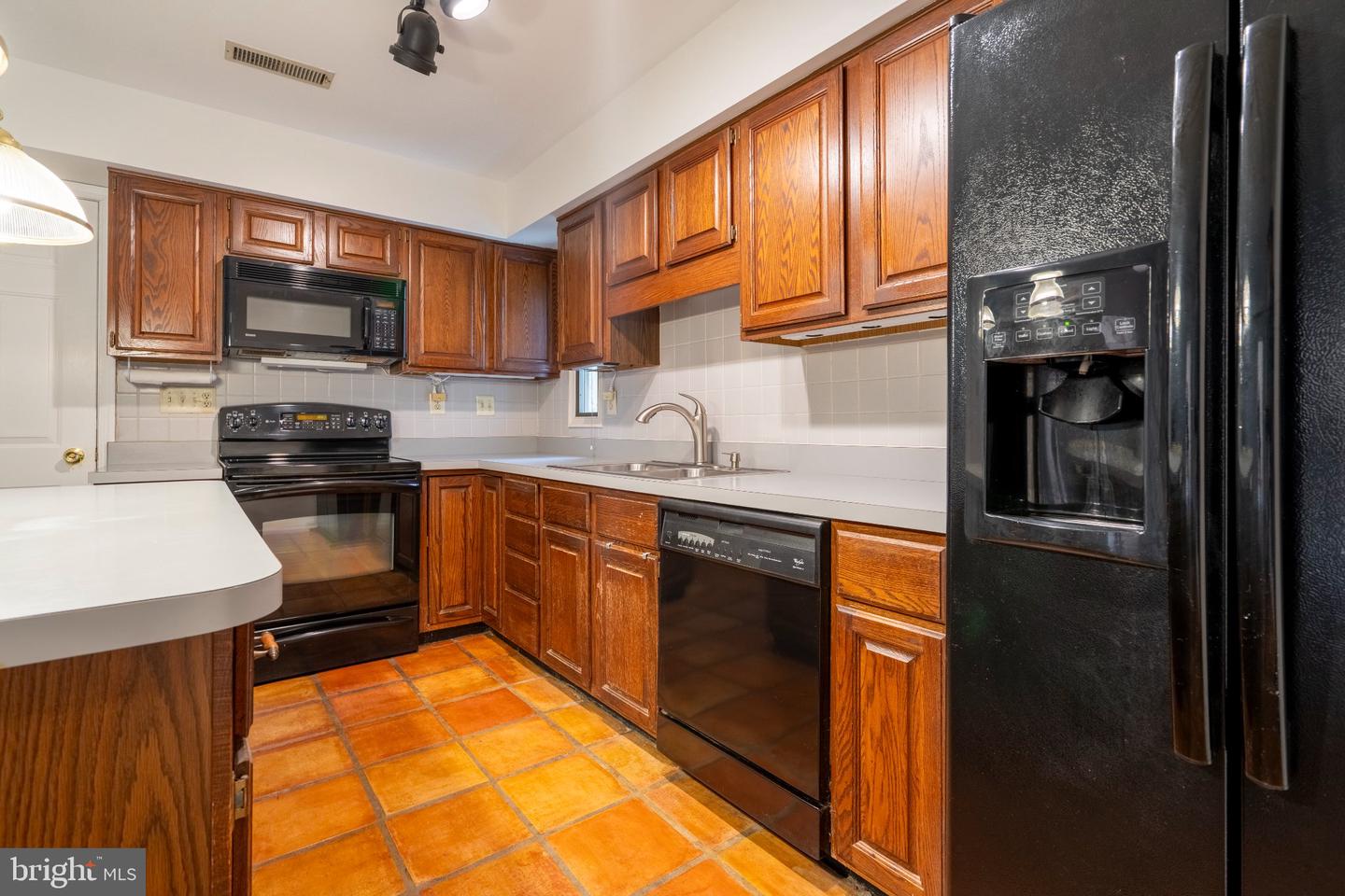 23 Highgate Ln # Property Photo 17