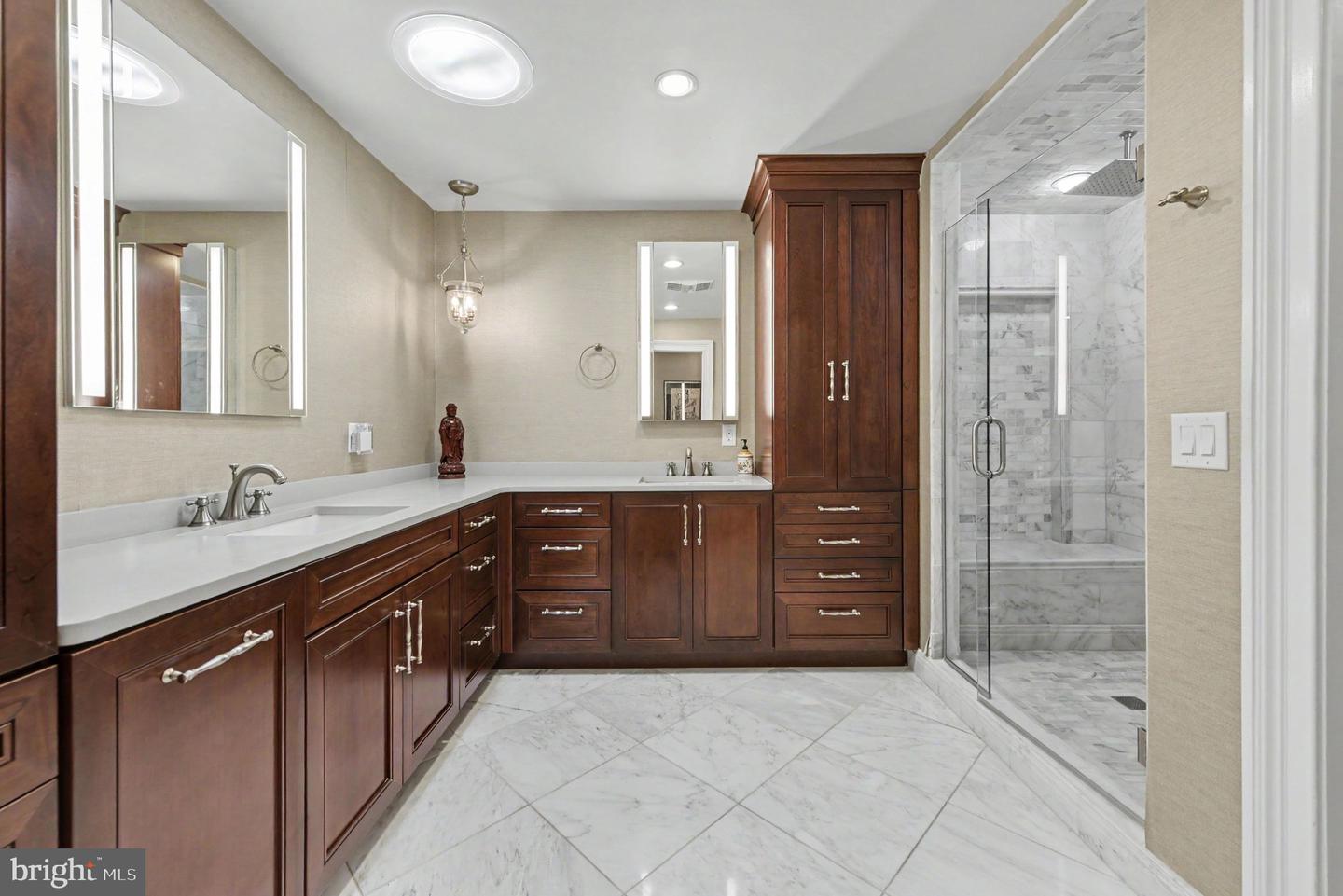 8 Bridle Ln Property Photo 18