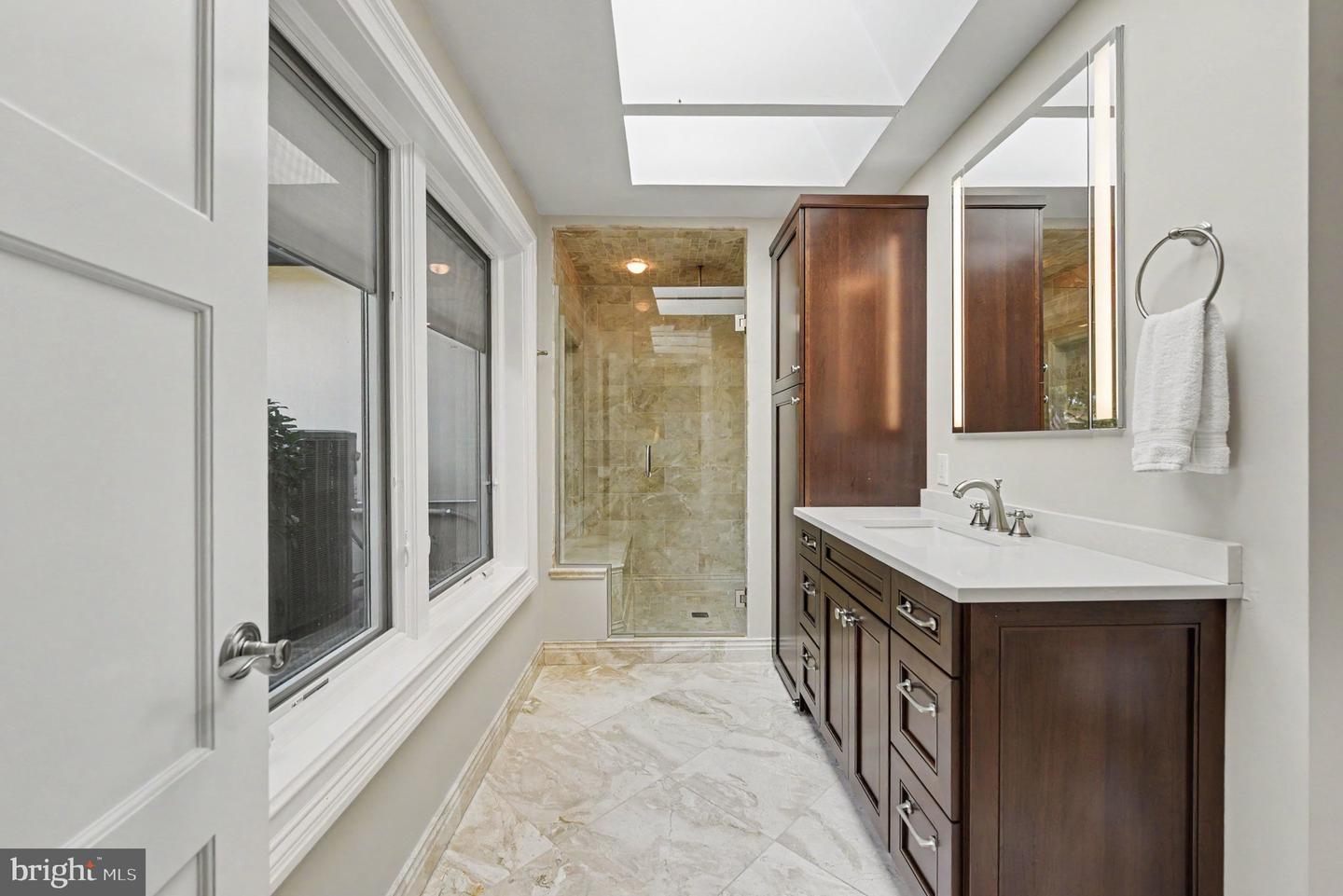 8 Bridle Ln Property Photo 24