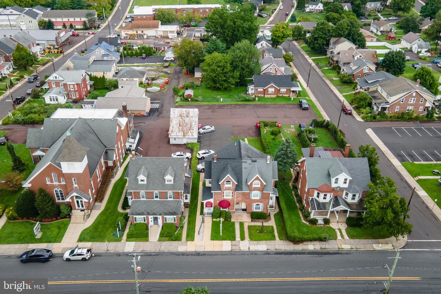 213 E Broad # Property Photo 2