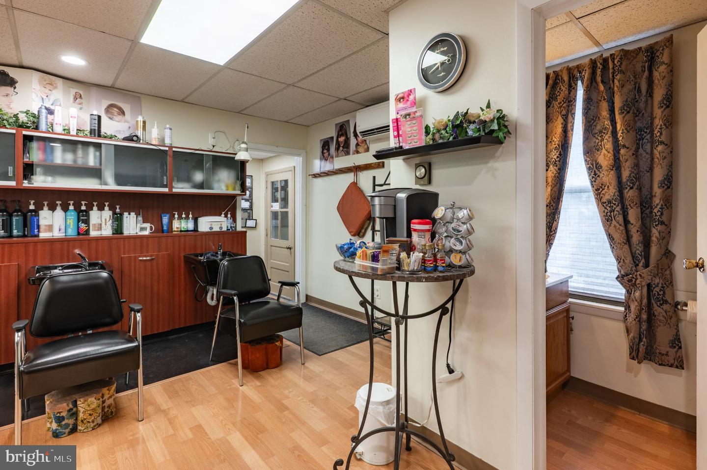 213 E Broad # Property Photo 11