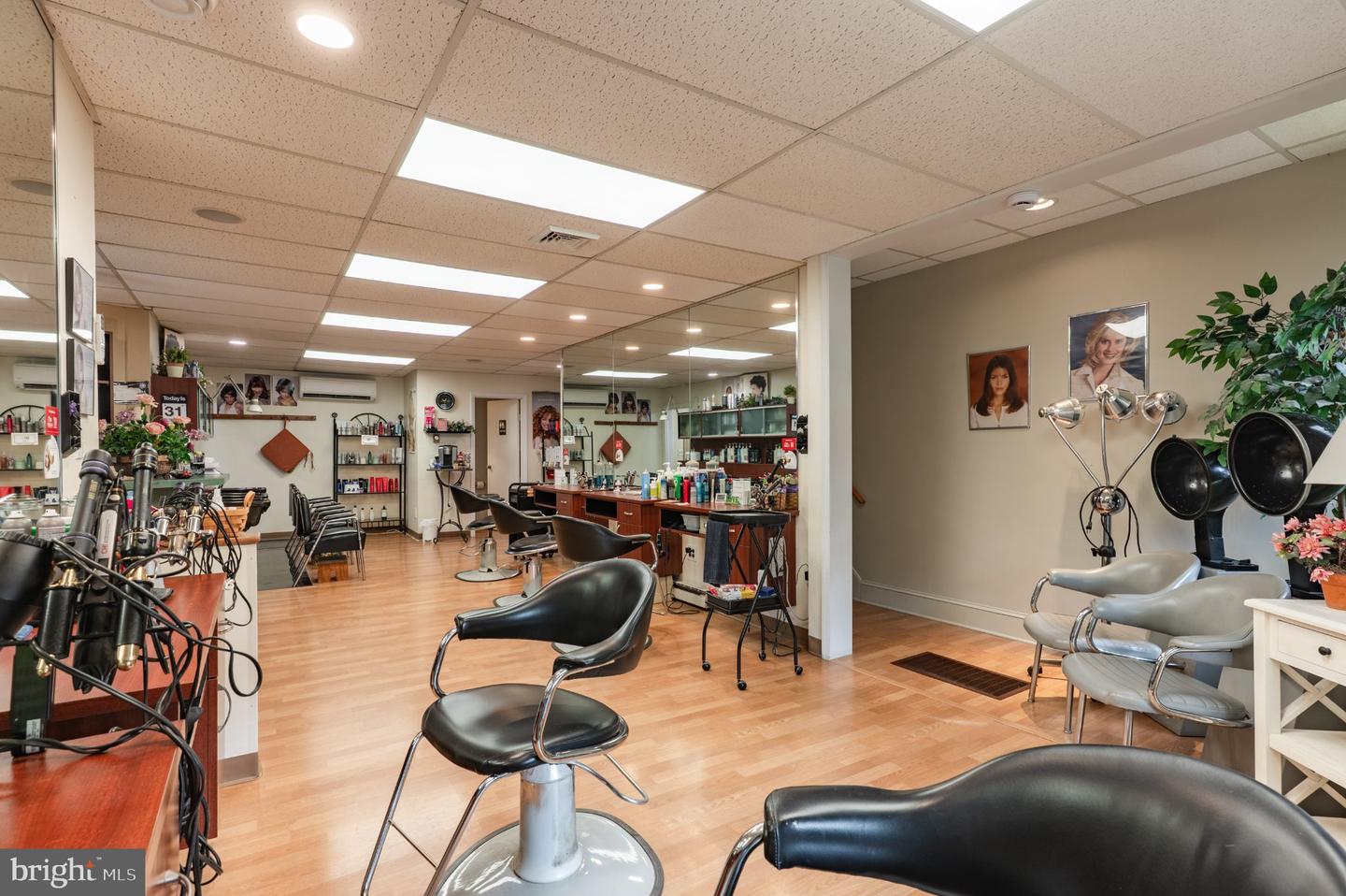 213 E Broad # Property Photo 13
