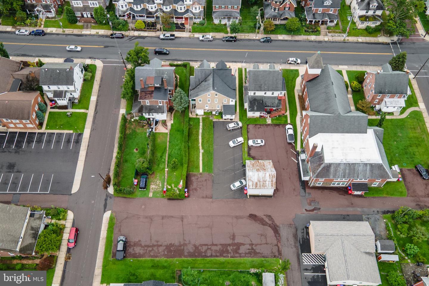 213 E Broad # Property Photo 33