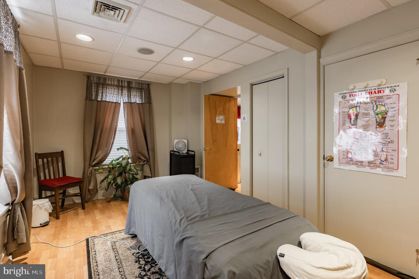 213 E Broad # Property Photo 34