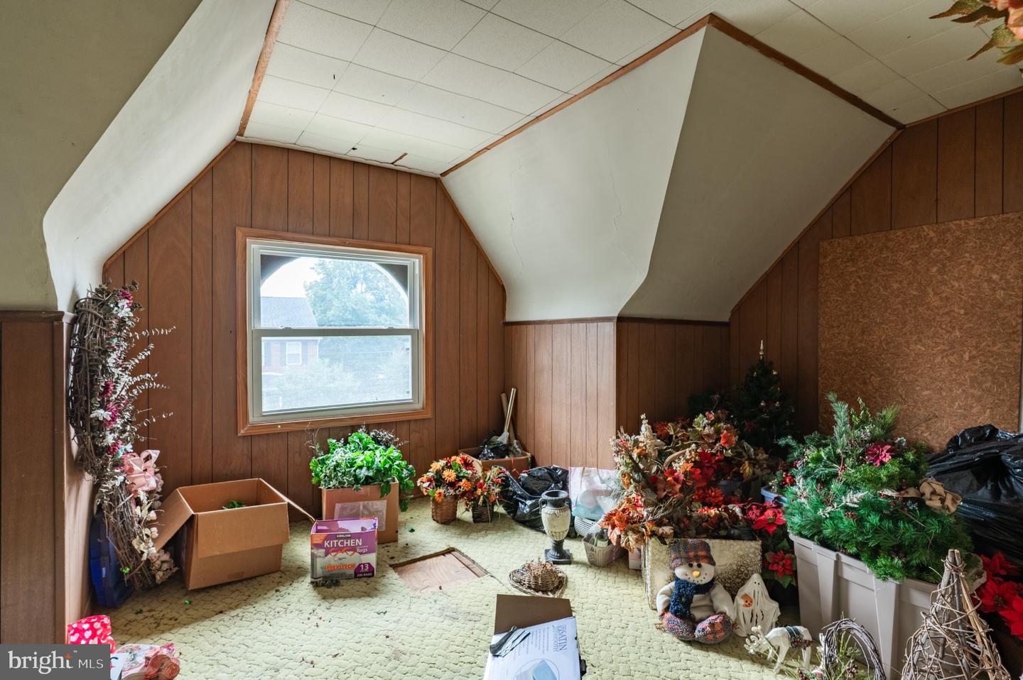 213 E Broad # Property Photo 41