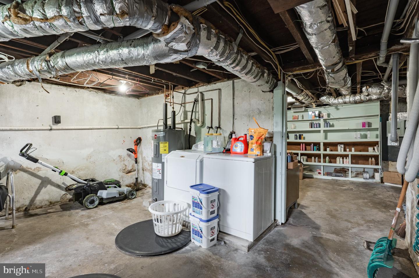 213 E Broad # Property Photo 44