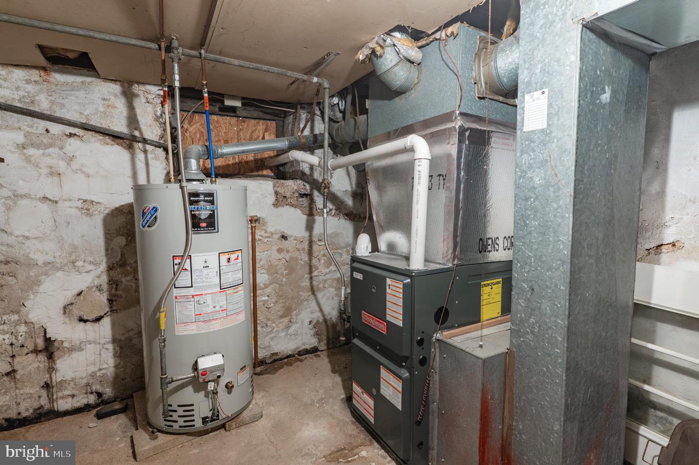 213 E Broad # Property Photo 45