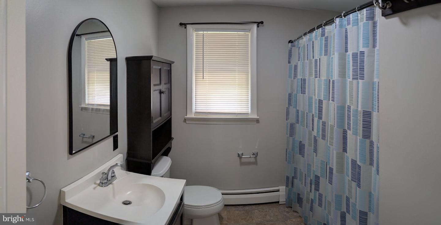 1051 Hanover Street St Property Photo 5