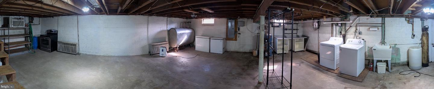 1051 Hanover Street St Property Photo 8