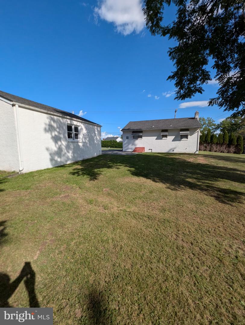 1051 Hanover Street St Property Photo 14