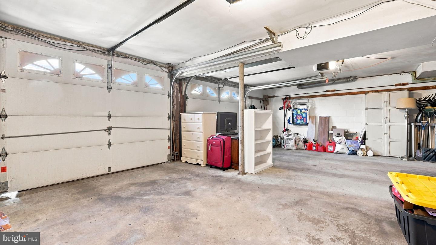 1224 Bishop Ave # Property Photo 21