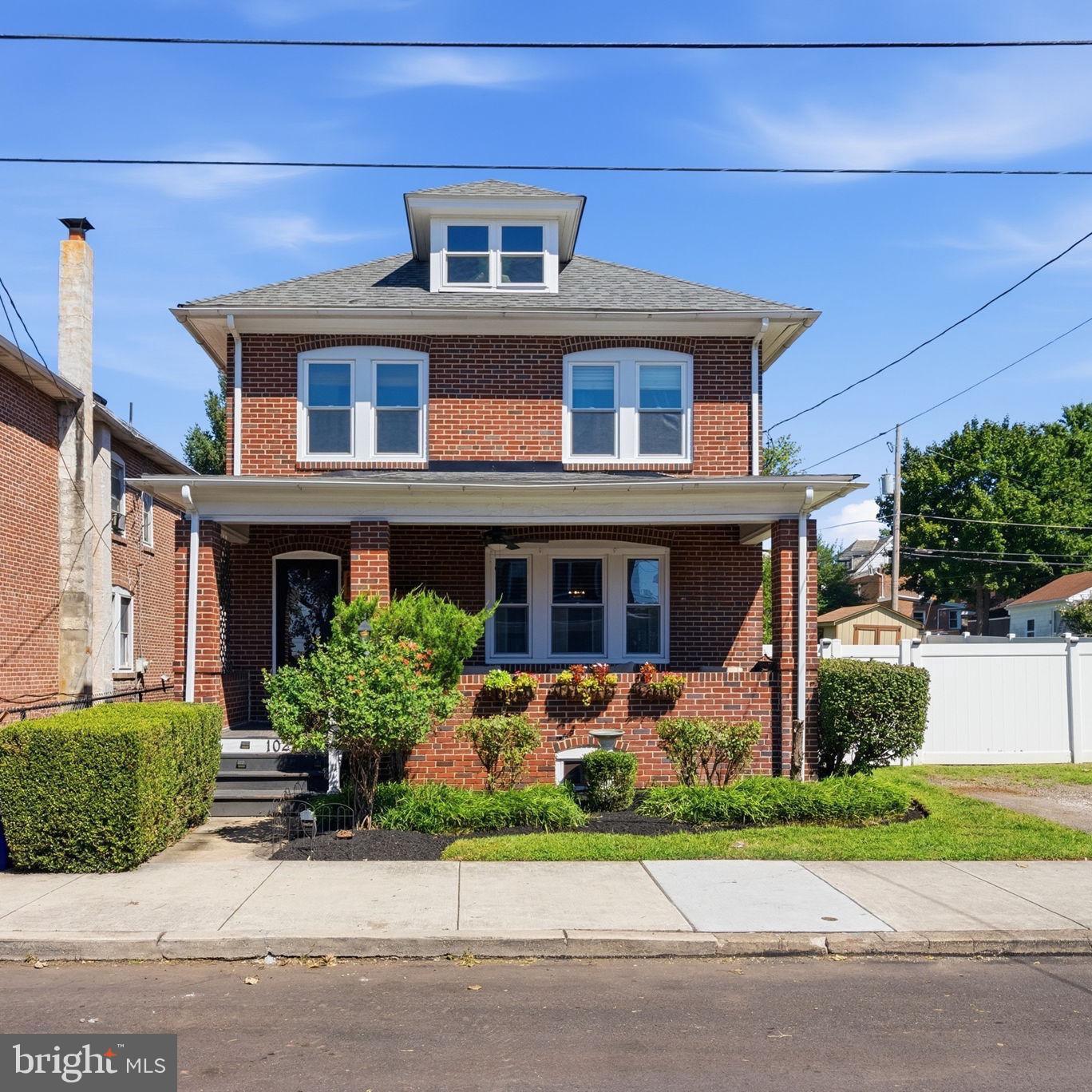1027 South St Property Photo 1