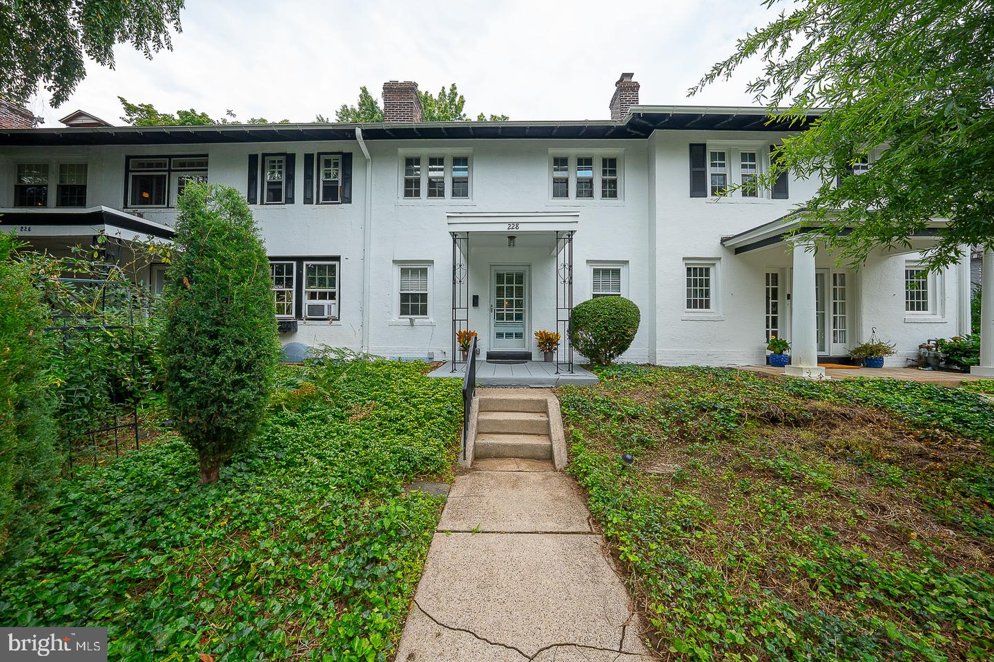 228 Montgomery Property Photo 2