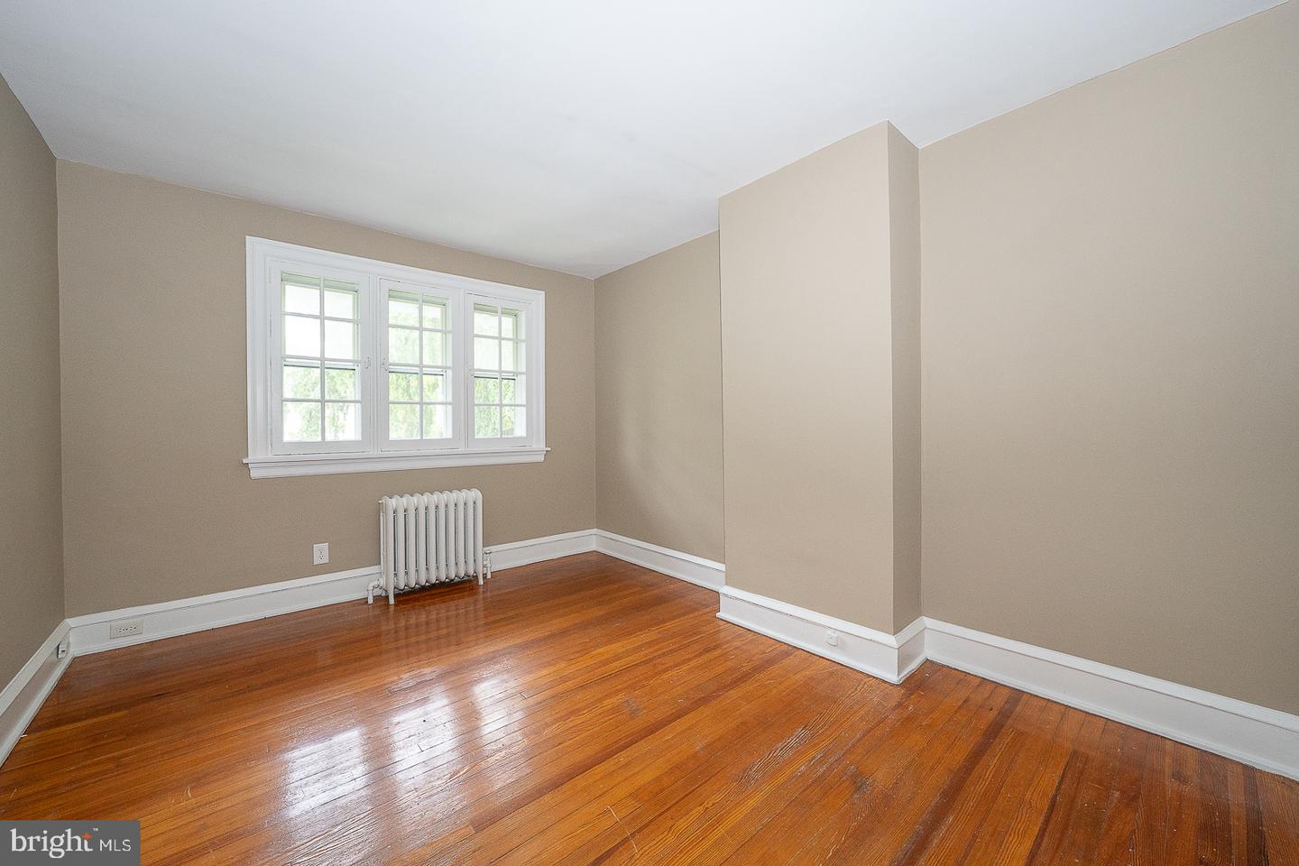 228 Montgomery Property Photo 19