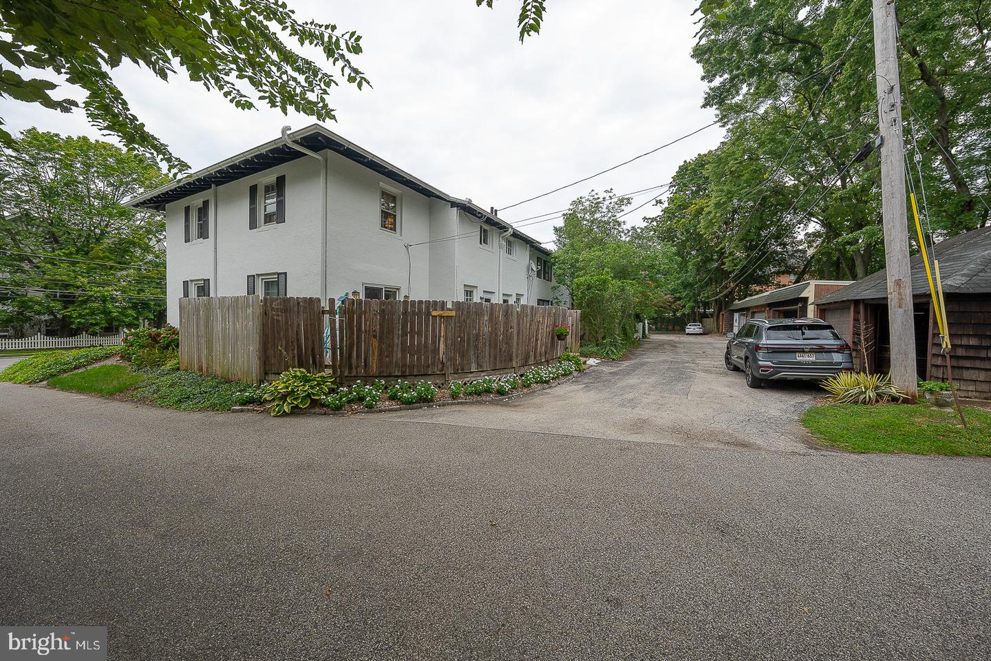 228 Montgomery Property Photo 27