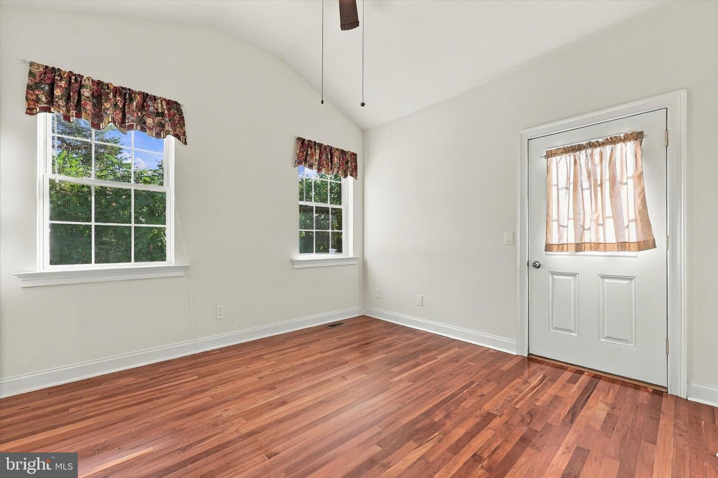 192 David Rd Property Photo 14
